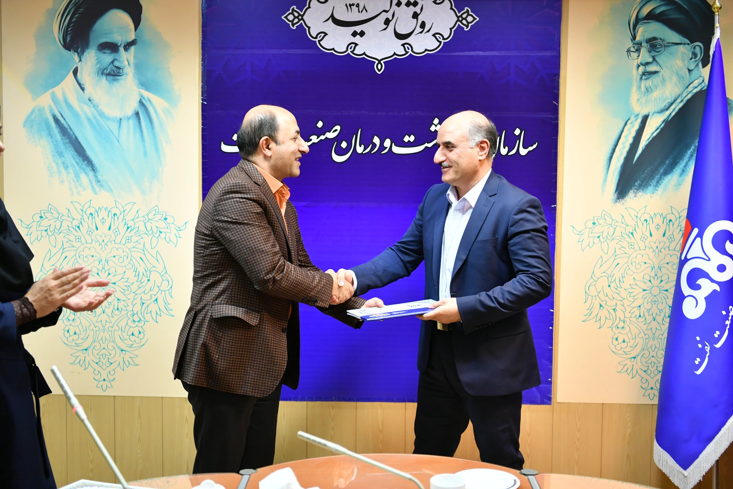 مراسم تودیع ومعارفه مدیریت مالی  19